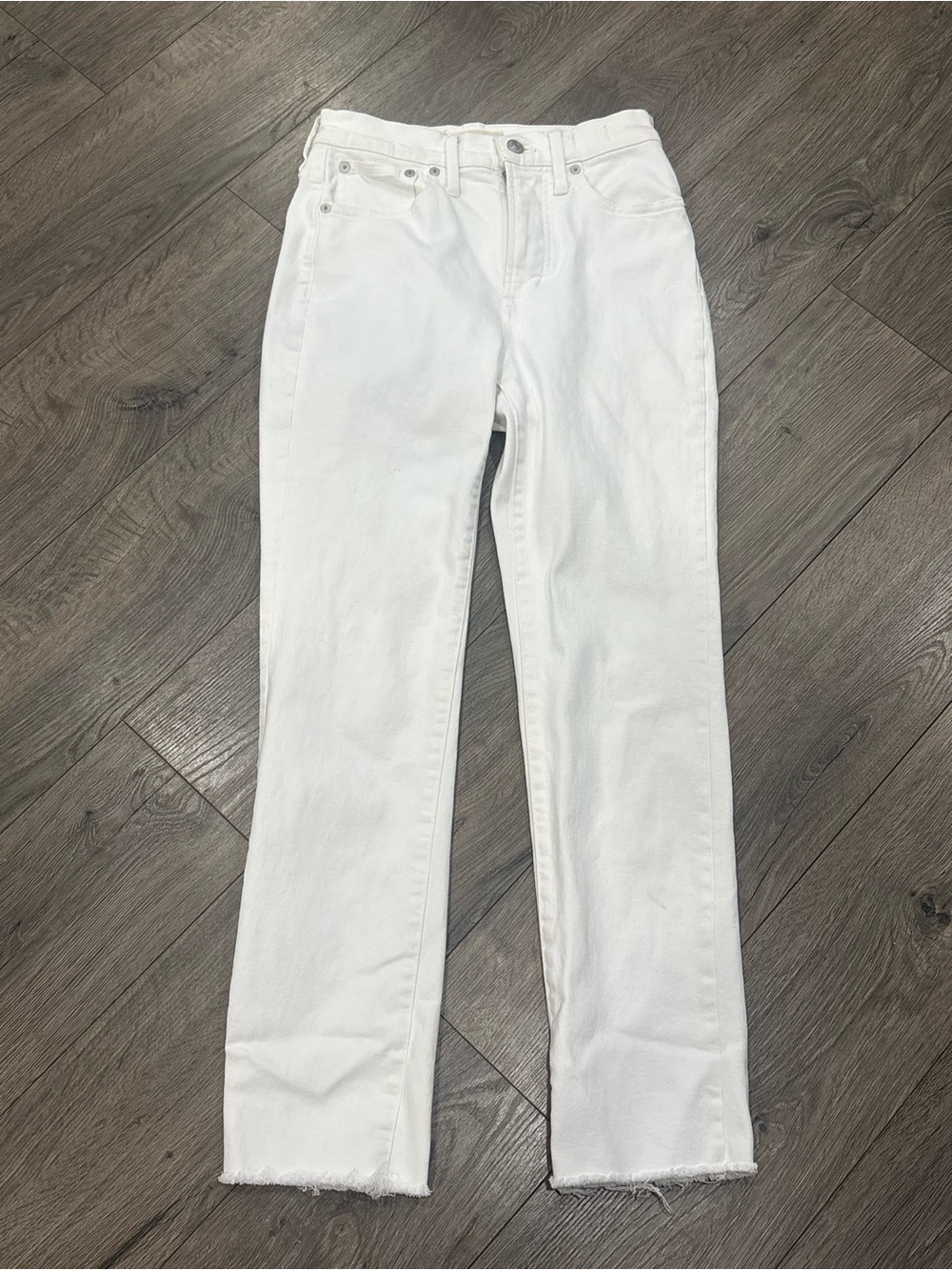 Madewell Straight-Leg White Jeans with Frayed Hem